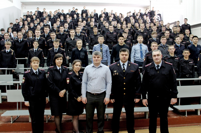 курсанты мвд