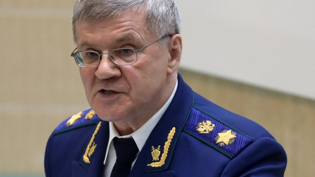 сколько зарабатывают прокуроры в россии